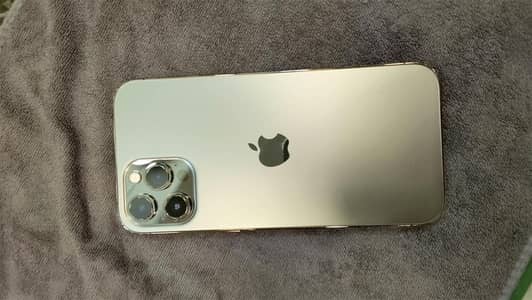 Apple iPhone 12 Pro Max