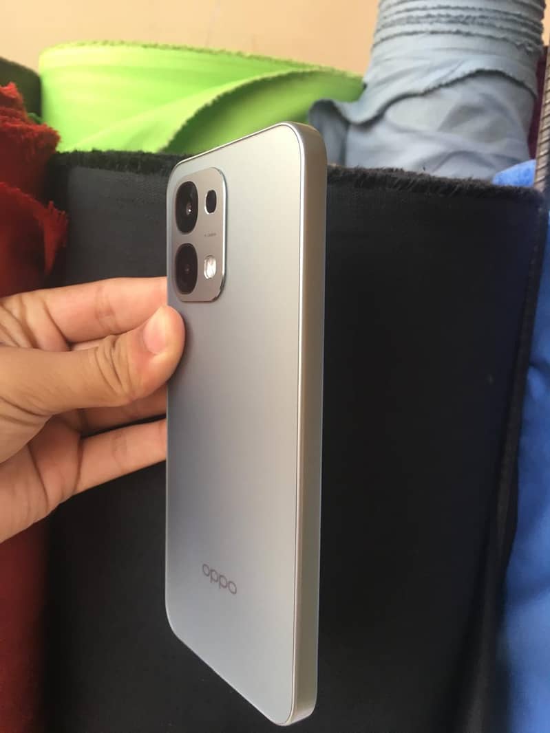 OPPO A6 1