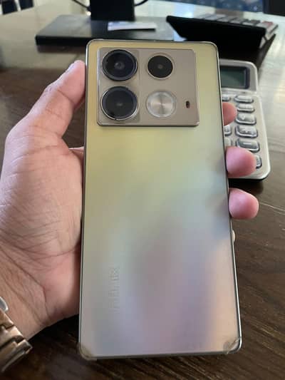 Infinix Note 40