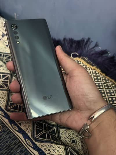Lg velvet pta approved  edge display