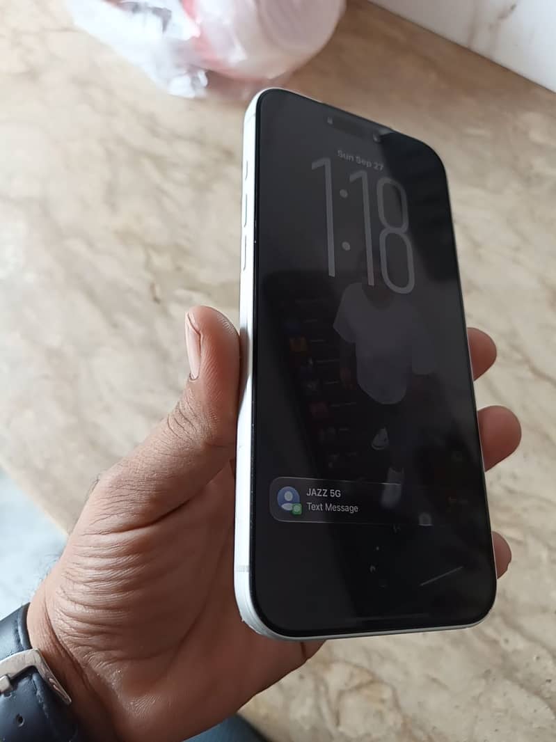 Apple iPhone 17 Pro Max 6