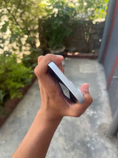 iPhone 15 with box 10/10 ha