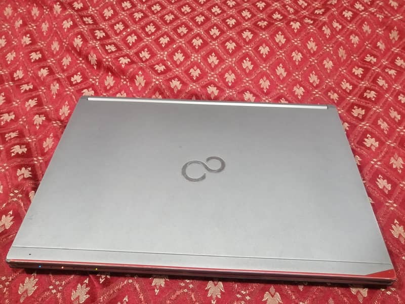 FUJITSU Premium Selection 2