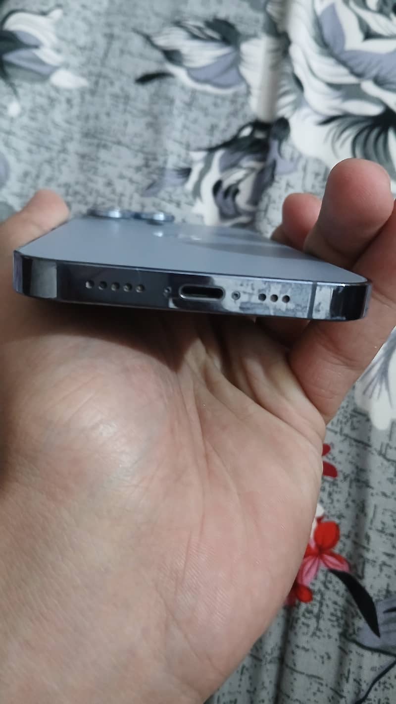 Apple iPhone 13 Pro 5