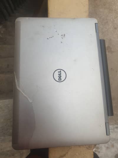 Dell compny ka laptop ha model ha is Latitude e6440