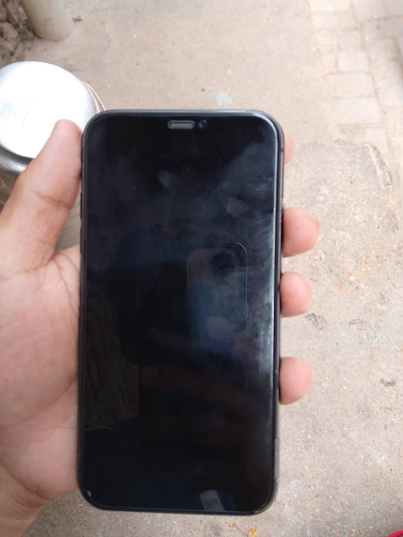 Apple iPhone 11 1