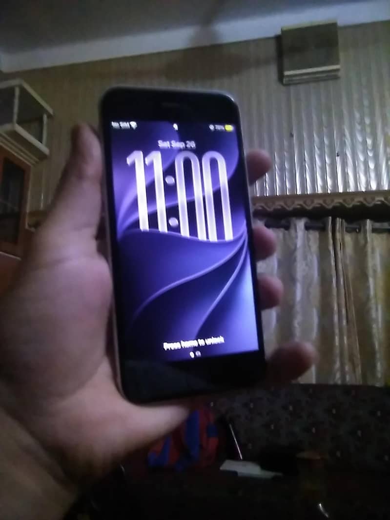 Apple iPhone SE 0