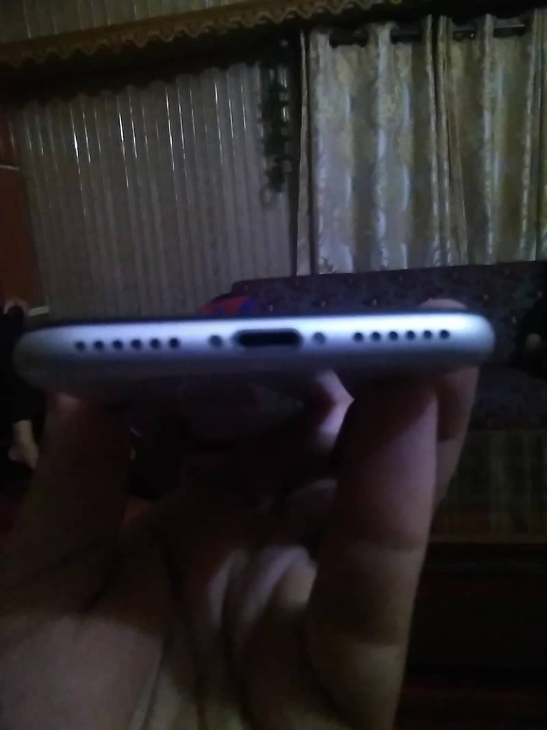 Apple iPhone SE 2