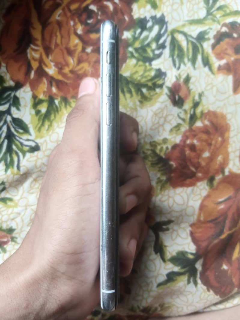 Apple iPhone X 2