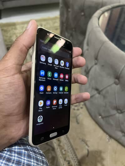 Samsung Mobile J7 Core