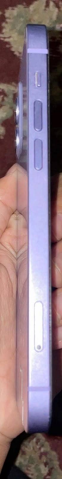 Apple iPhone 12 4