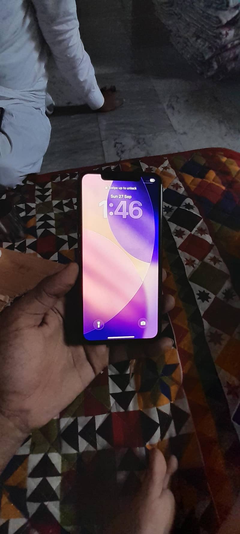 Apple iPhone 11 Pro Max 5