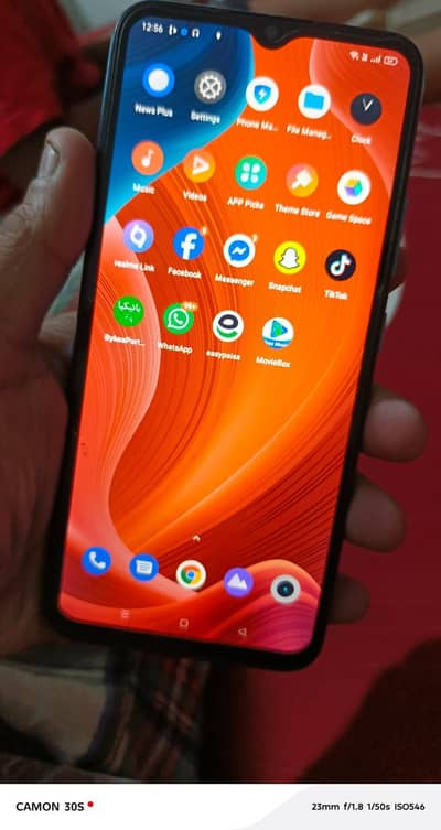 Realme C21