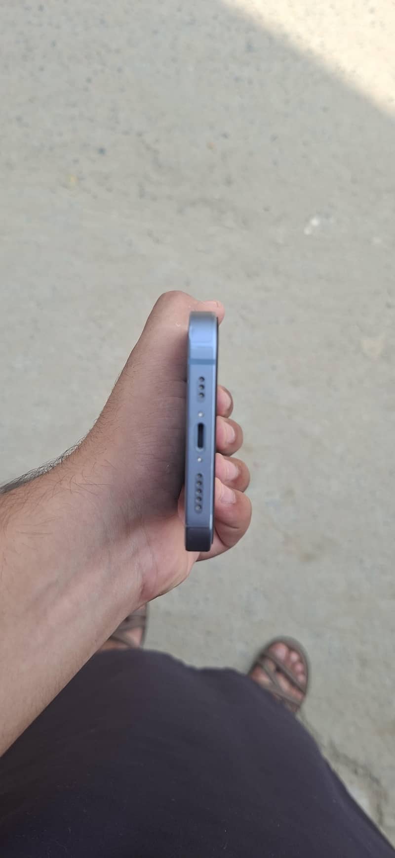 Apple iPhone 14 3