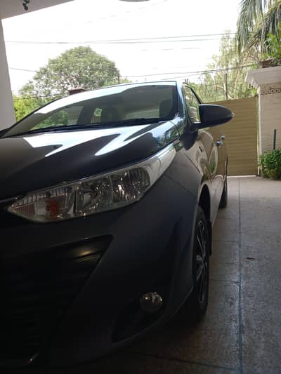 Yaris ATIV 1.3 like 0 Meter car
