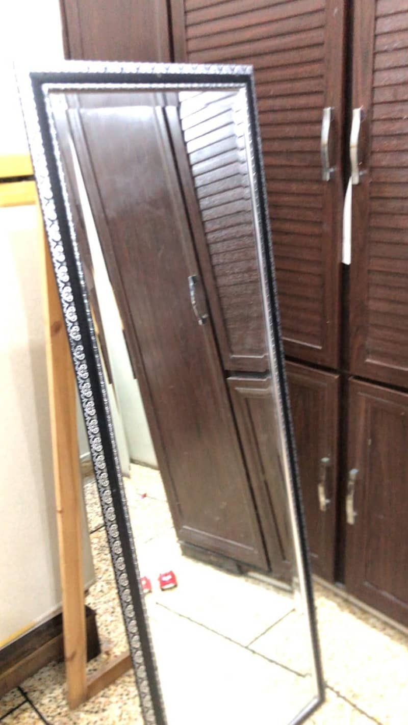Large Full Length Standing Mirror – Black Decorative Frame 2