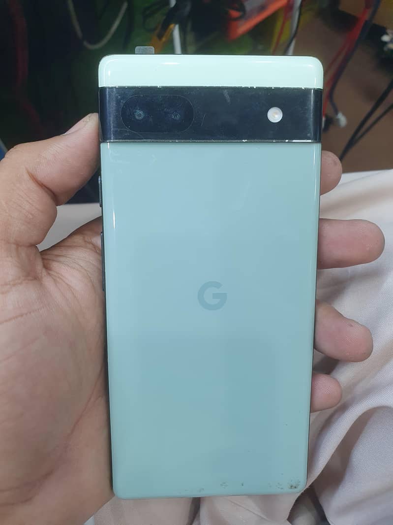 Google Pixel 6a 1