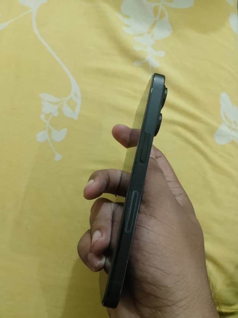 Apple iPhone 14 Pro 1