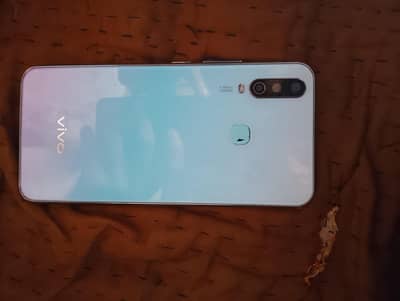 Vivo Y17