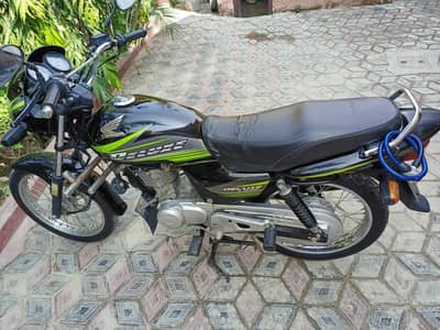 Honda Deluxe 2017