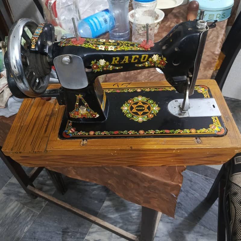 sewing machine RACO 2