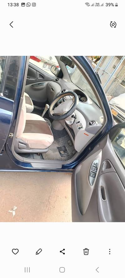 Toyota Platz 2002