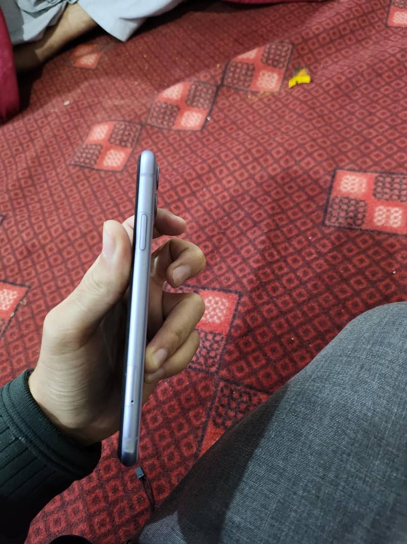 Apple iPhone 11 1