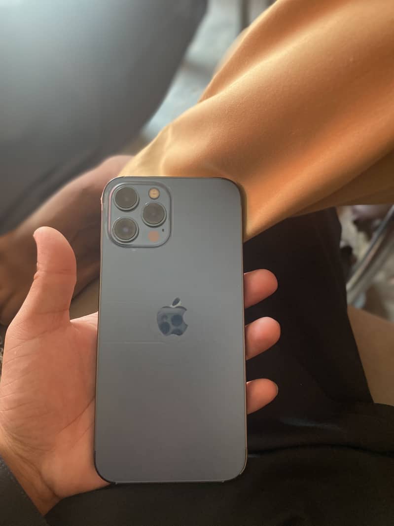 Apple iPhone 12 Pro Max 1