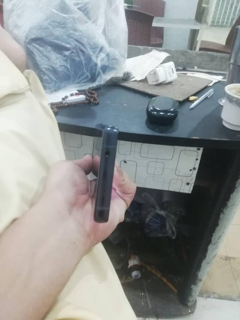 Samsung Mobile Note 9 1