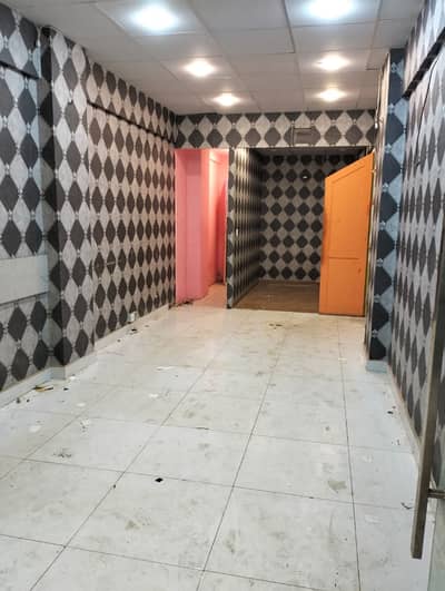 shop for rent in johar