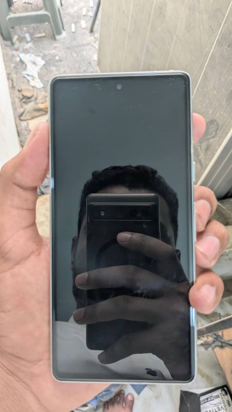 Google Pixel 7 4