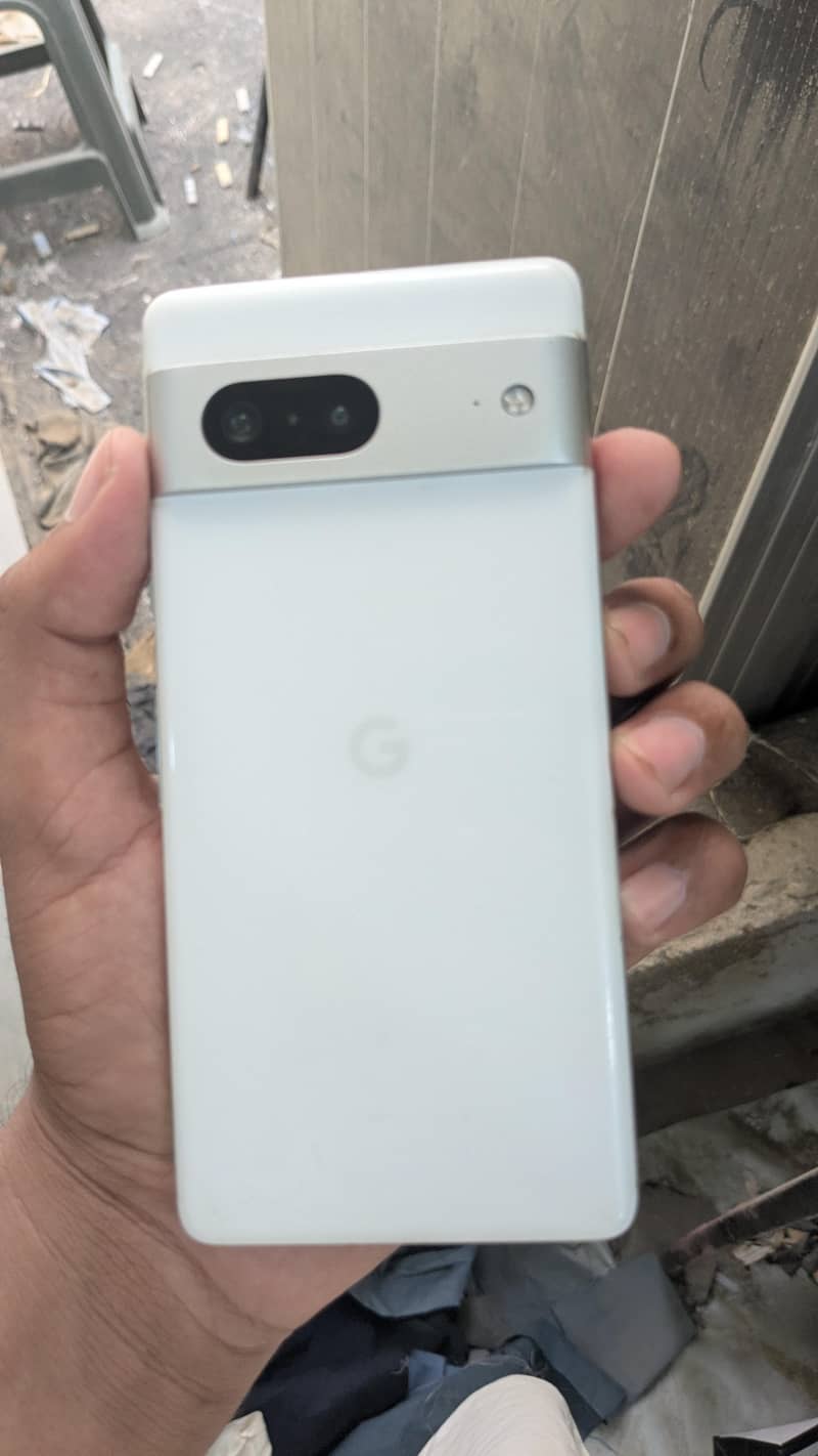Google Pixel 7 5