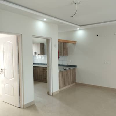 5 MARLA FULL HOUSE FOR RENT IN BAHRIA ORCHARD