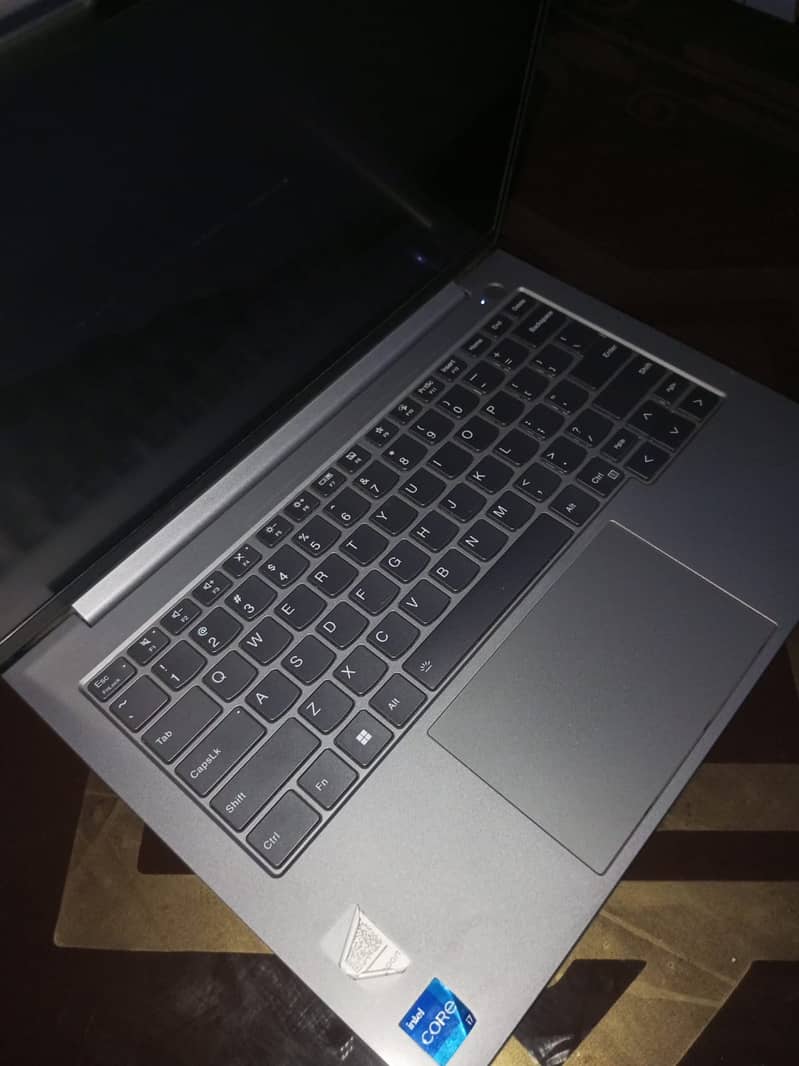 Lenevo ThinkBook 2