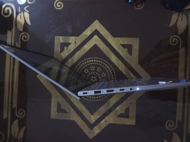 Lenevo ThinkBook 5