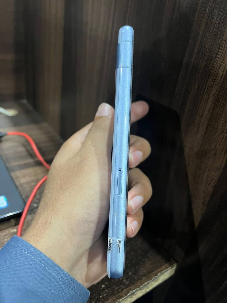 Google Pixel 7a 5