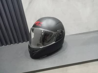 brand new nitro helmet excellent condition