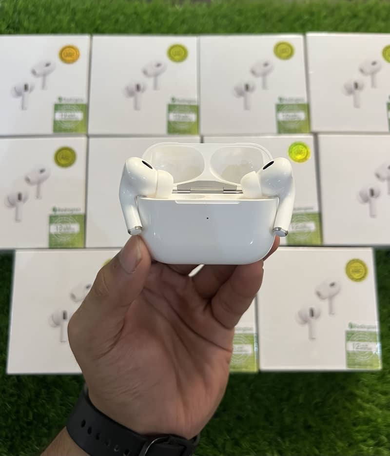 Wireless earbuds 2