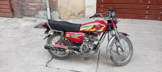 Honda 125 all ok complete Qaoz