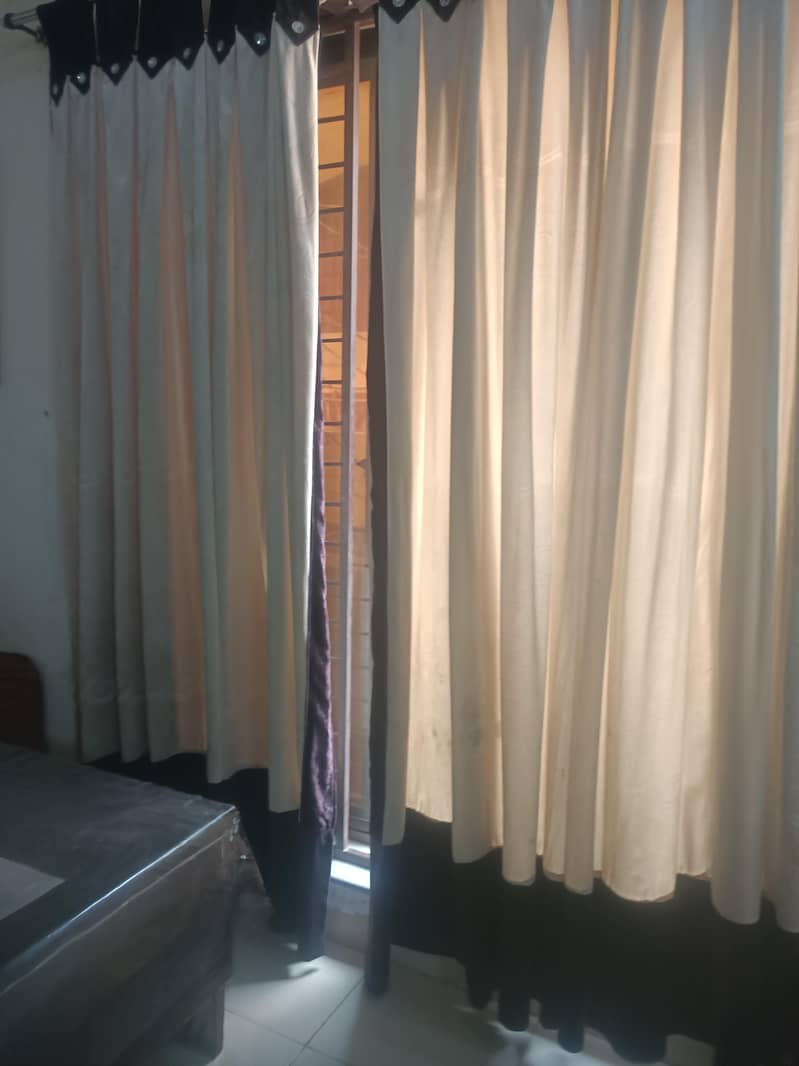 curtains 0
