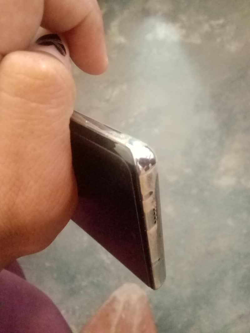 Tecno CAMON 40 Pro 7