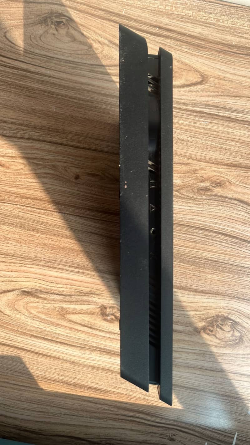 Ps4 slim 3
