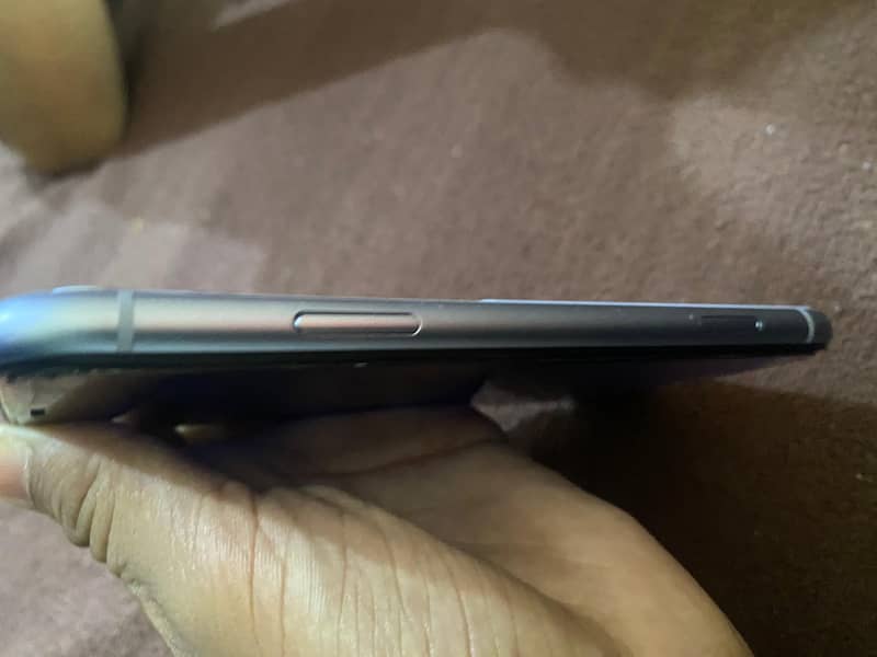 Apple iPhone 11 2