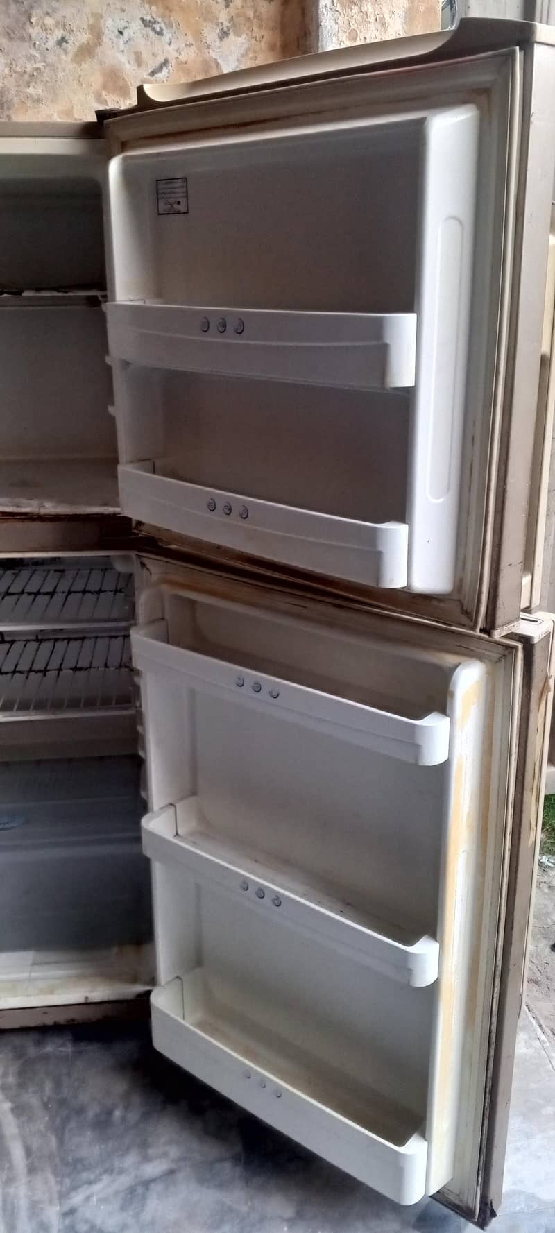 Haier fridge (medium) 4