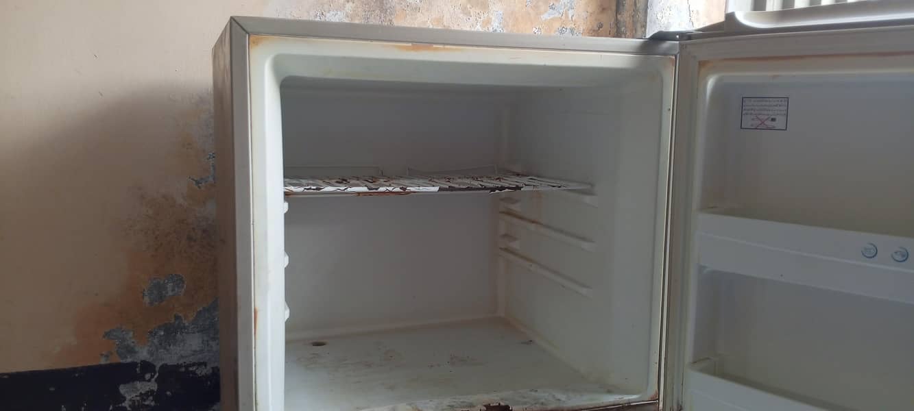 Haier fridge (medium) 7