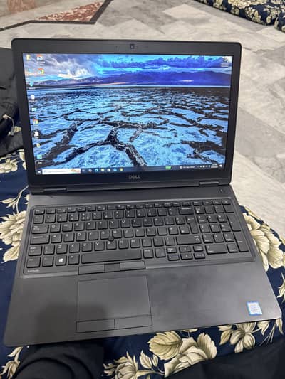 Dell Latitude 5580 | core i5 7th Gen | 8 GB RAM | 256 SSD |
