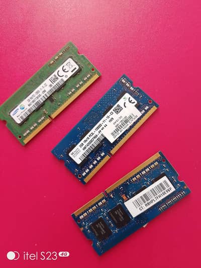 2 GB RAM DDR3 FOR SALE