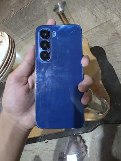 Infinix Hot 60 i