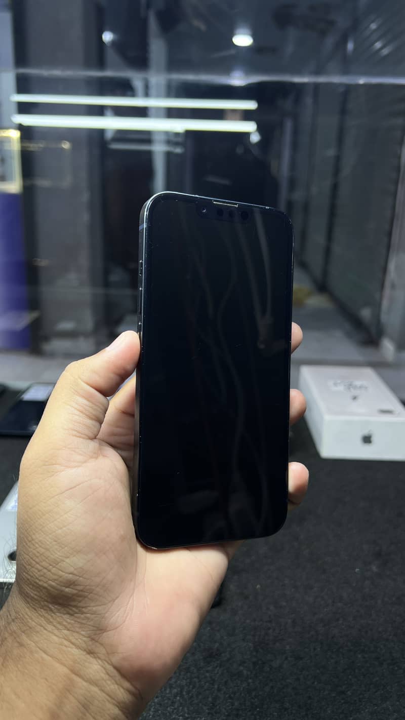 Apple iPhone 14 1