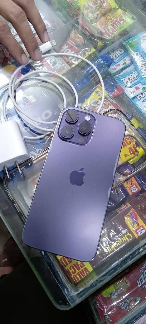 Apple iPhone 14 Pro Max 6